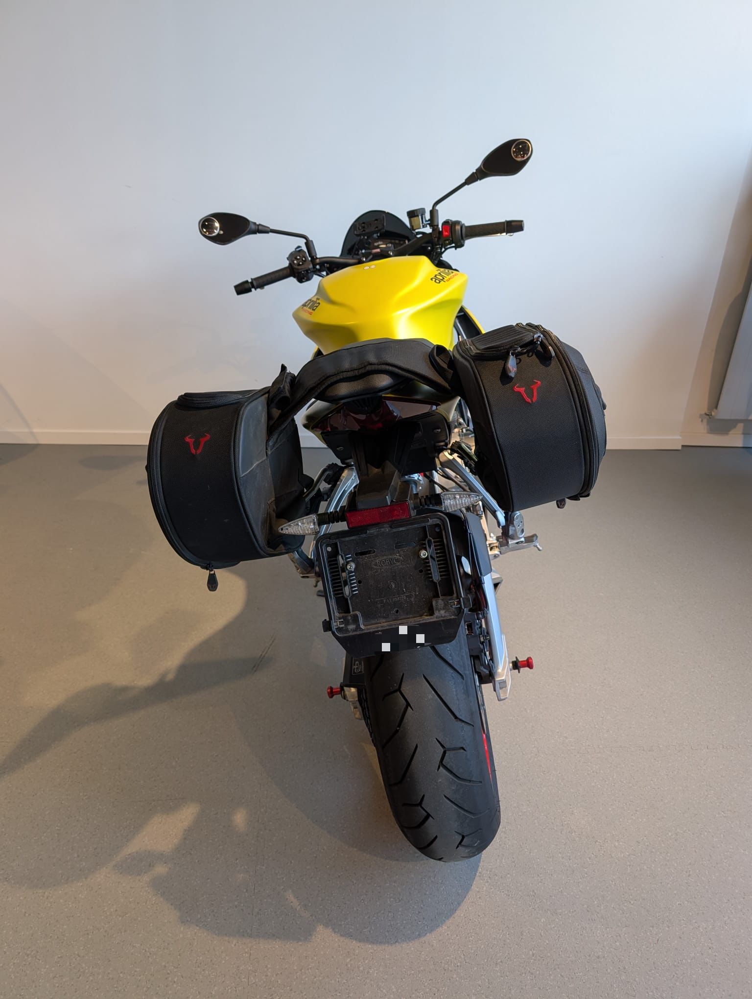 APRILIA Tuono 660-image-3