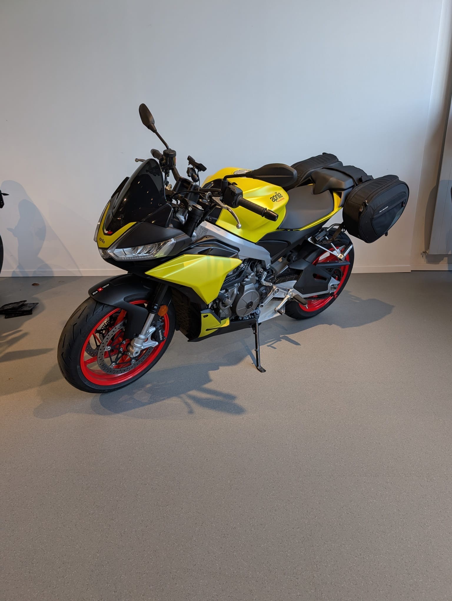 APRILIA Tuono 660-image-6