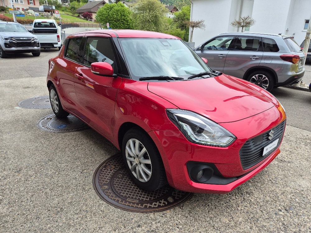 SUZUKI Swift 1.0 12V Compact Top Automatic-image-3