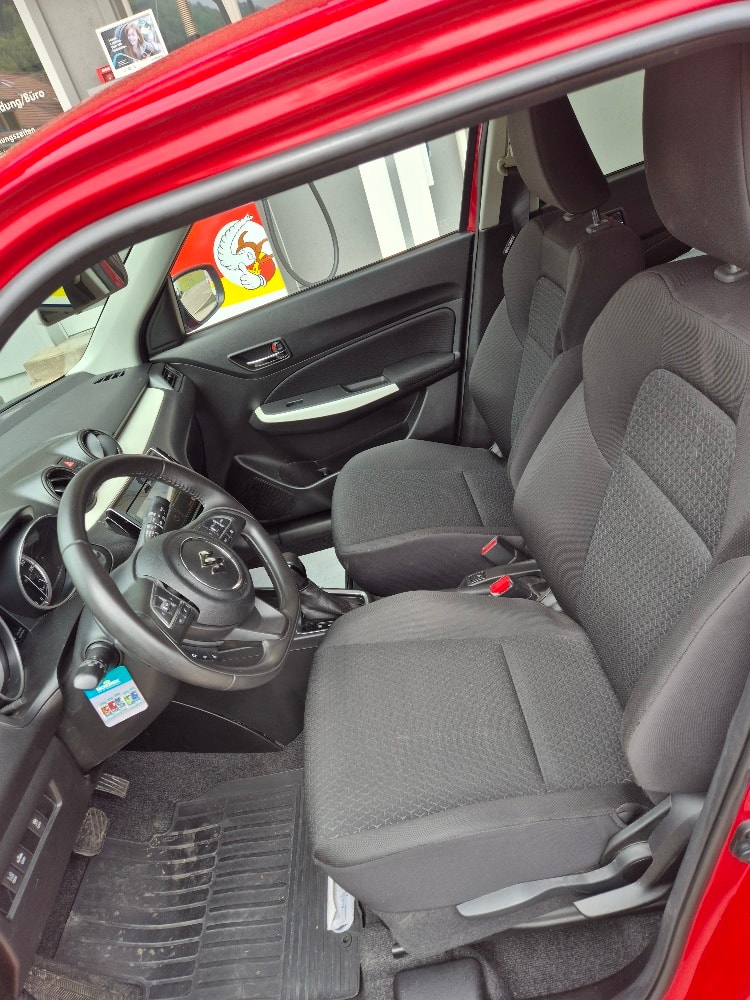 SUZUKI Swift 1.0 12V Compact Top Automatic-image-8