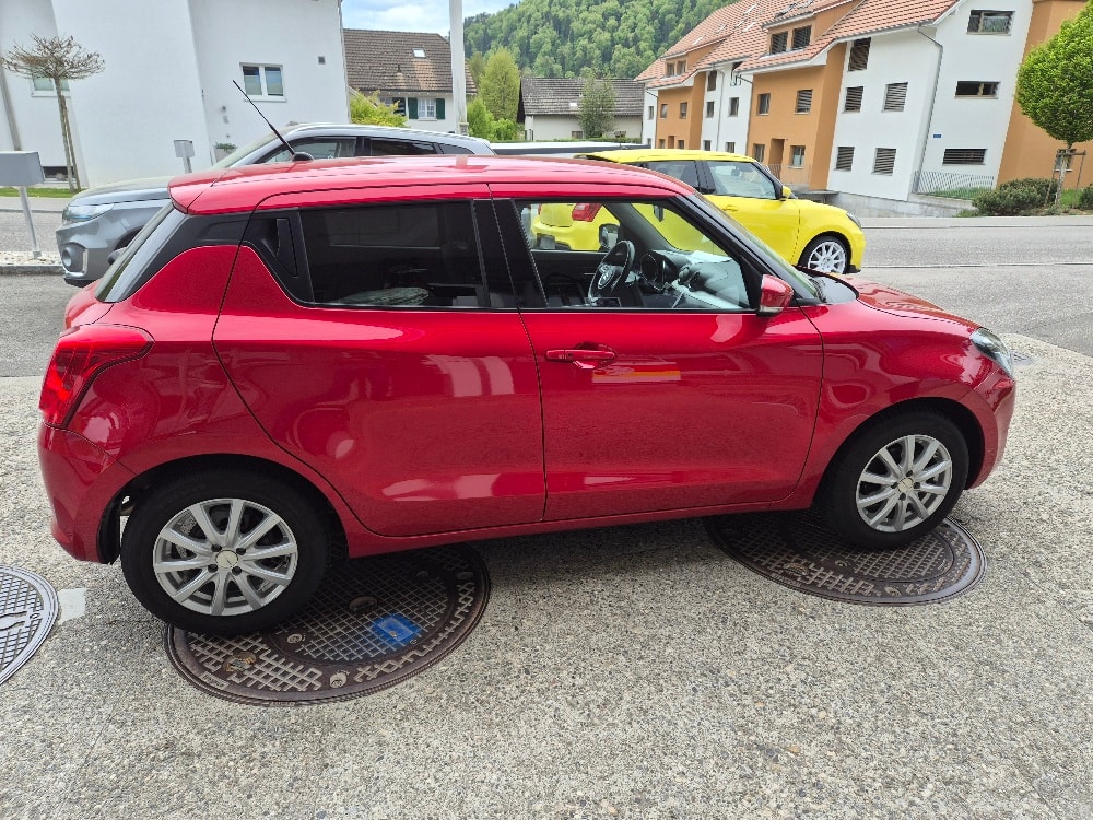 SUZUKI Swift 1.0 12V Compact Top Automatic-image-4