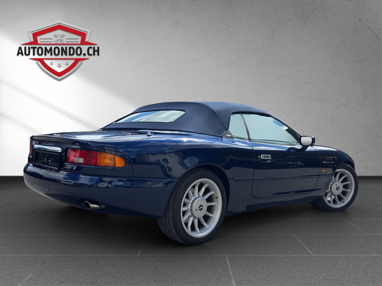 ASTON MARTIN DB7-image-4
