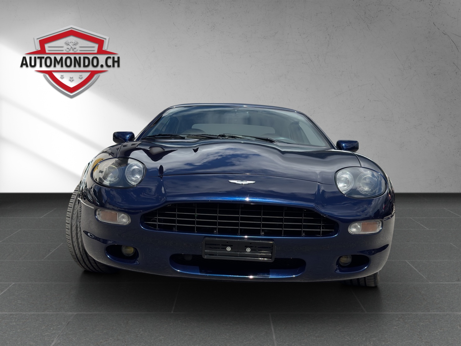 ASTON MARTIN DB7-image-2
