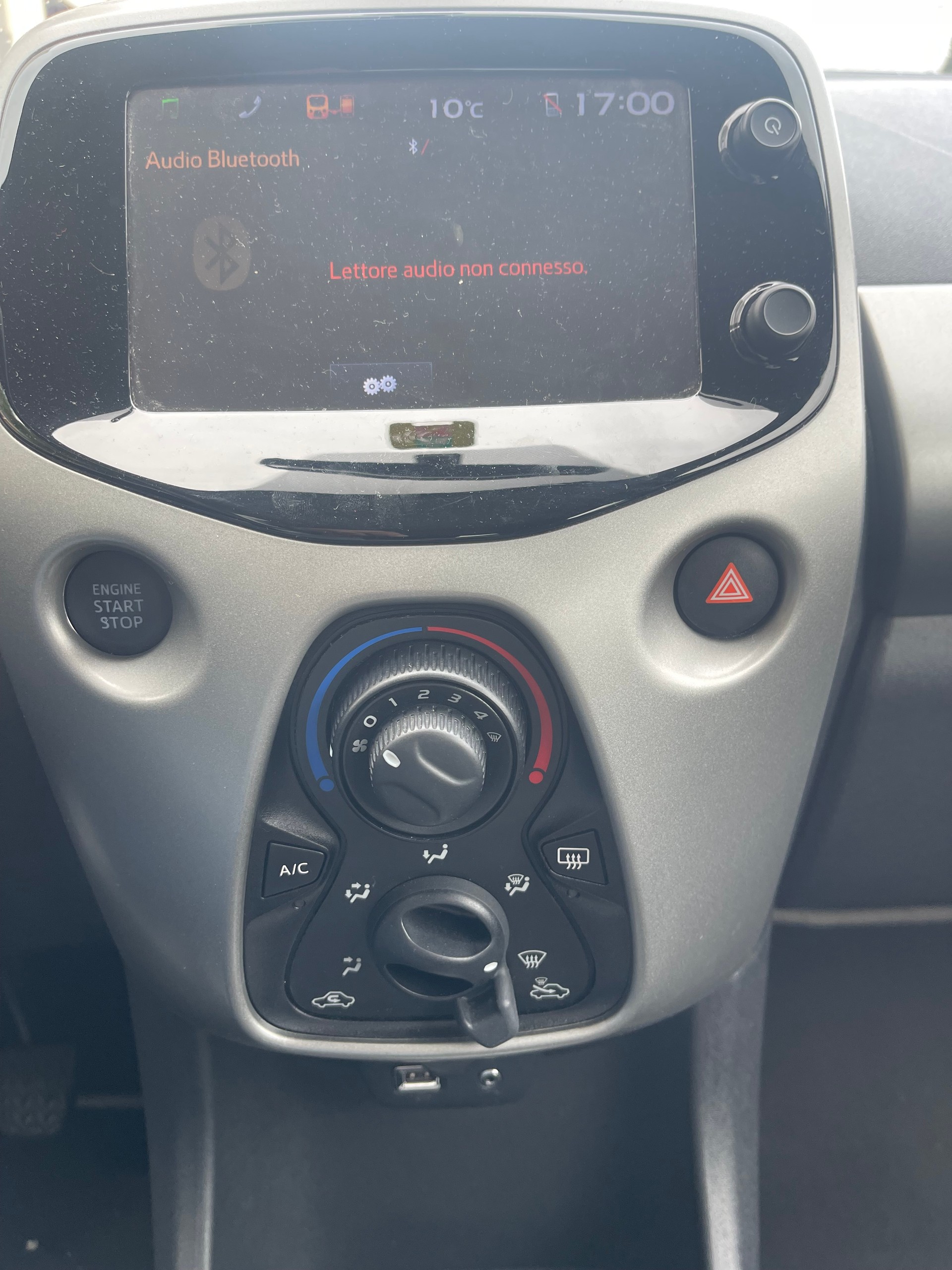 TOYOTA Aygo 1.0 VVT-i x-image-9