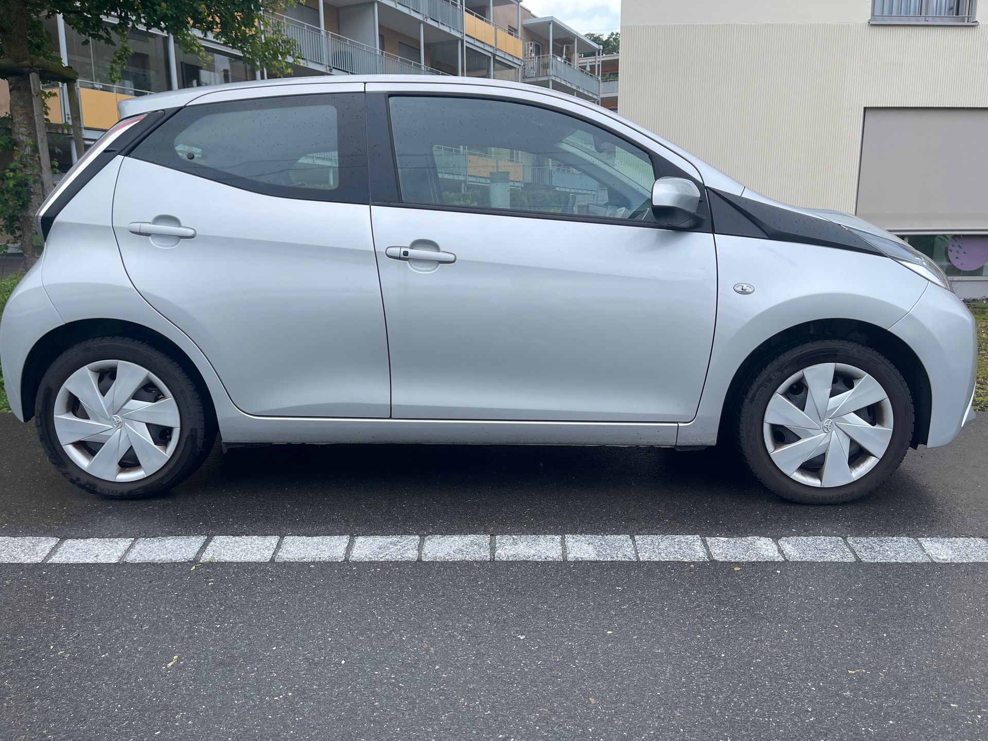 TOYOTA Aygo 1.0 VVT-i x-image-2