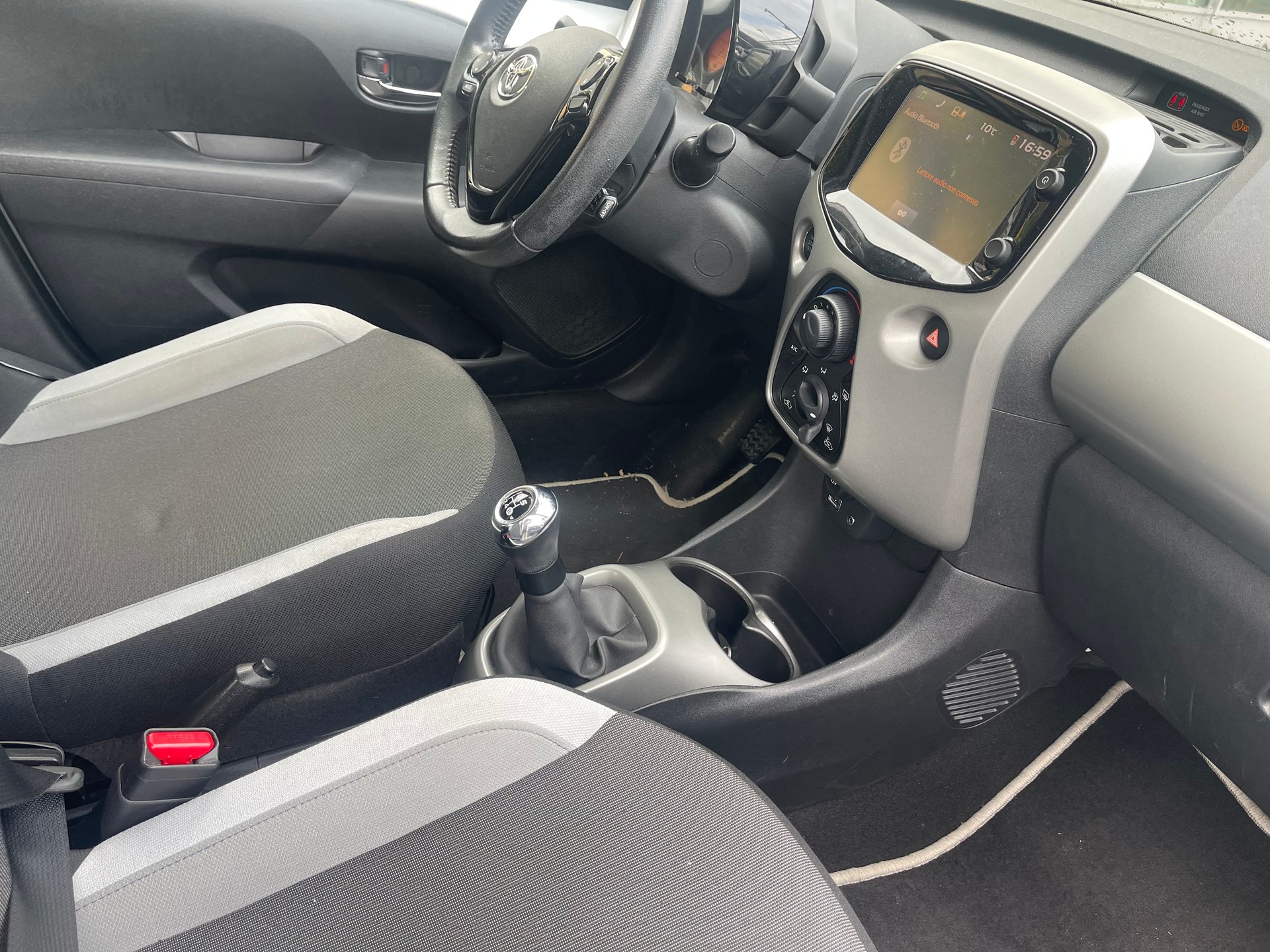 TOYOTA Aygo 1.0 VVT-i x-image-6