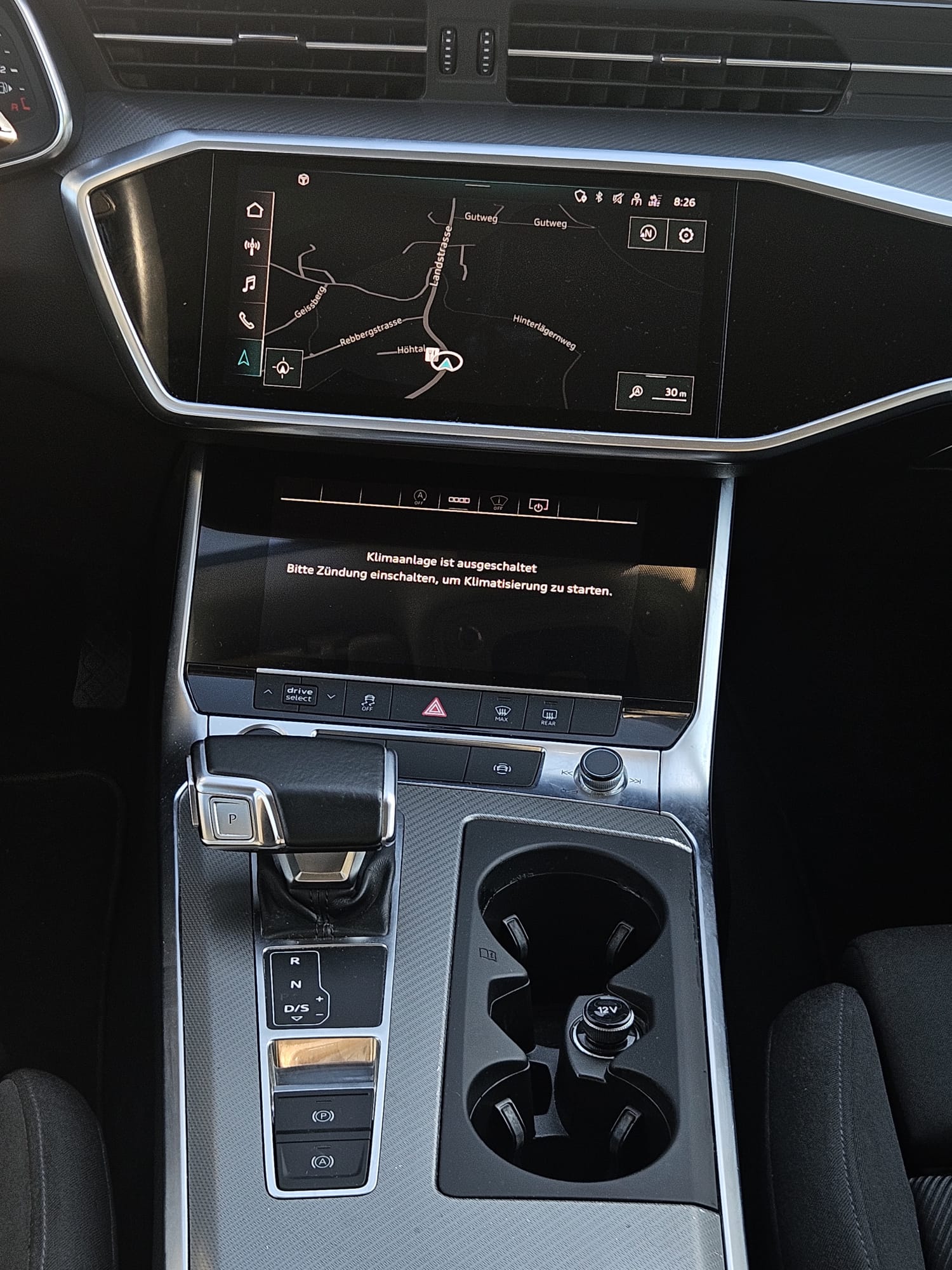 AUDI A6 Avant 40 TDI Sport Attraction quattro S-tronic-image-16