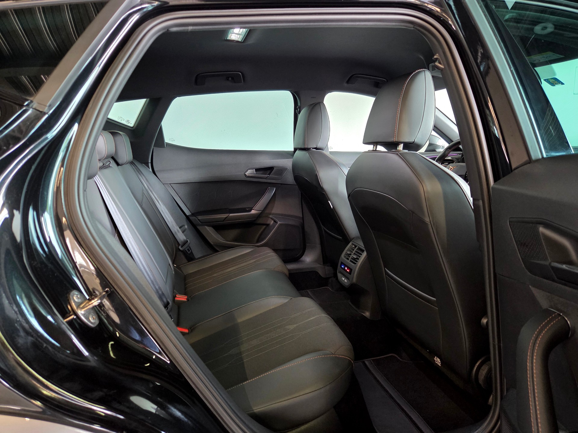 CUPRA Formentor 1.5 TSI DSG-image-22