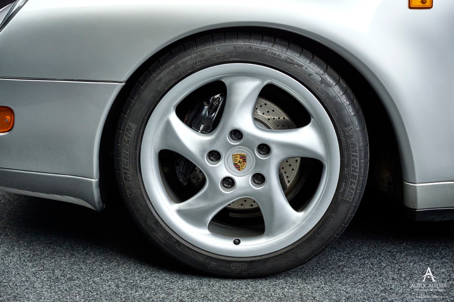 PORSCHE 911 Carrera Cabrio-image-7