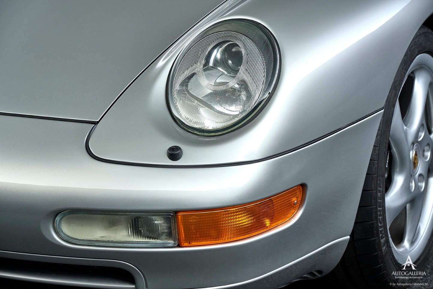 PORSCHE 911 Carrera Cabrio-image-6