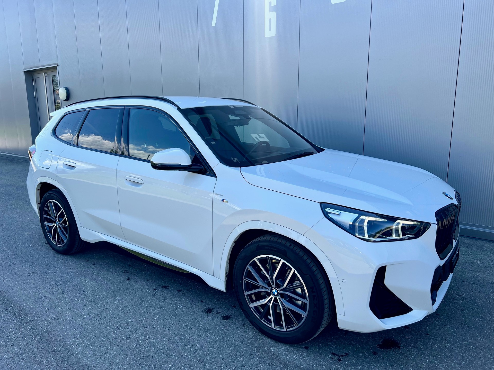 BMW X1 xDrive 23d 48V M Sport-image-4