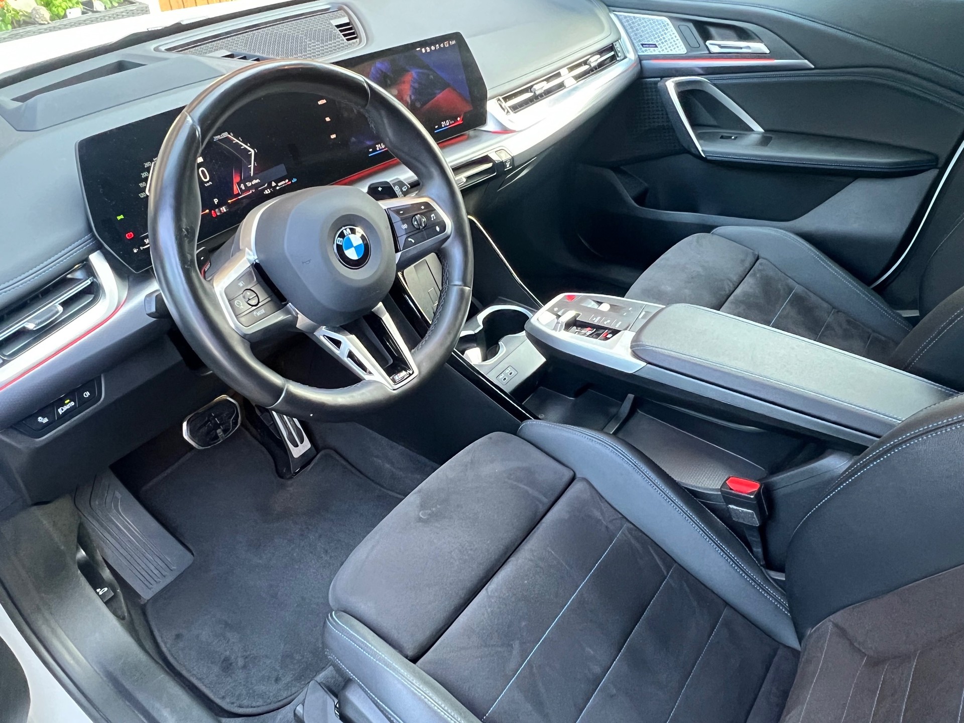 BMW X1 xDrive 23d 48V M Sport-image-13