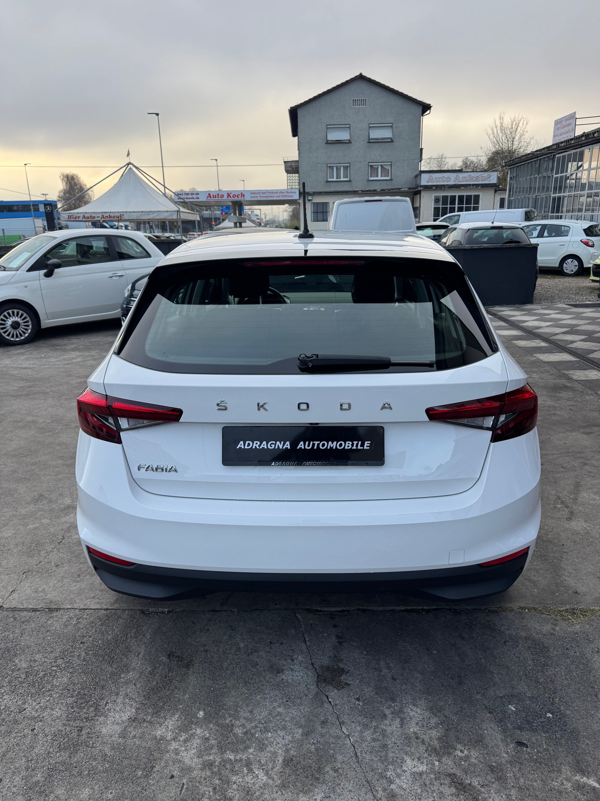 SKODA Fabia 1.0 TSI Style DSG-image-5
