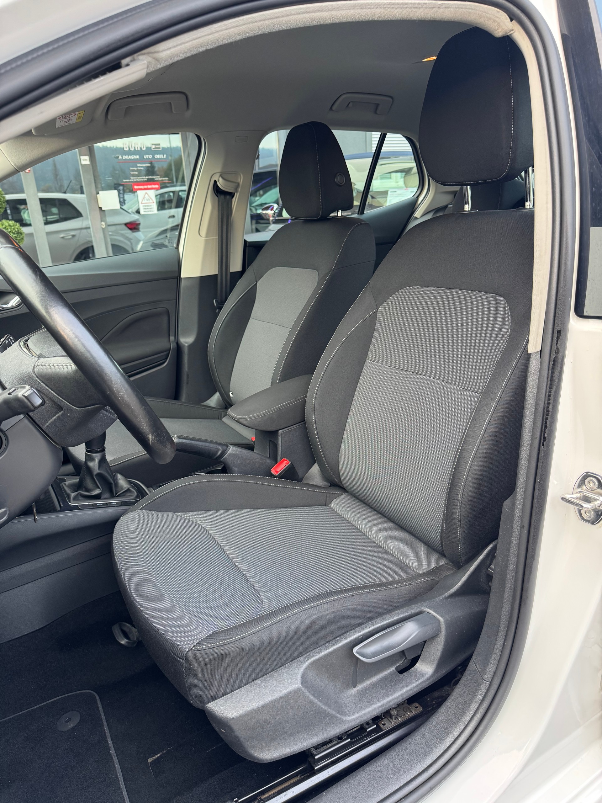 SKODA Fabia 1.0 TSI Style DSG-image-12