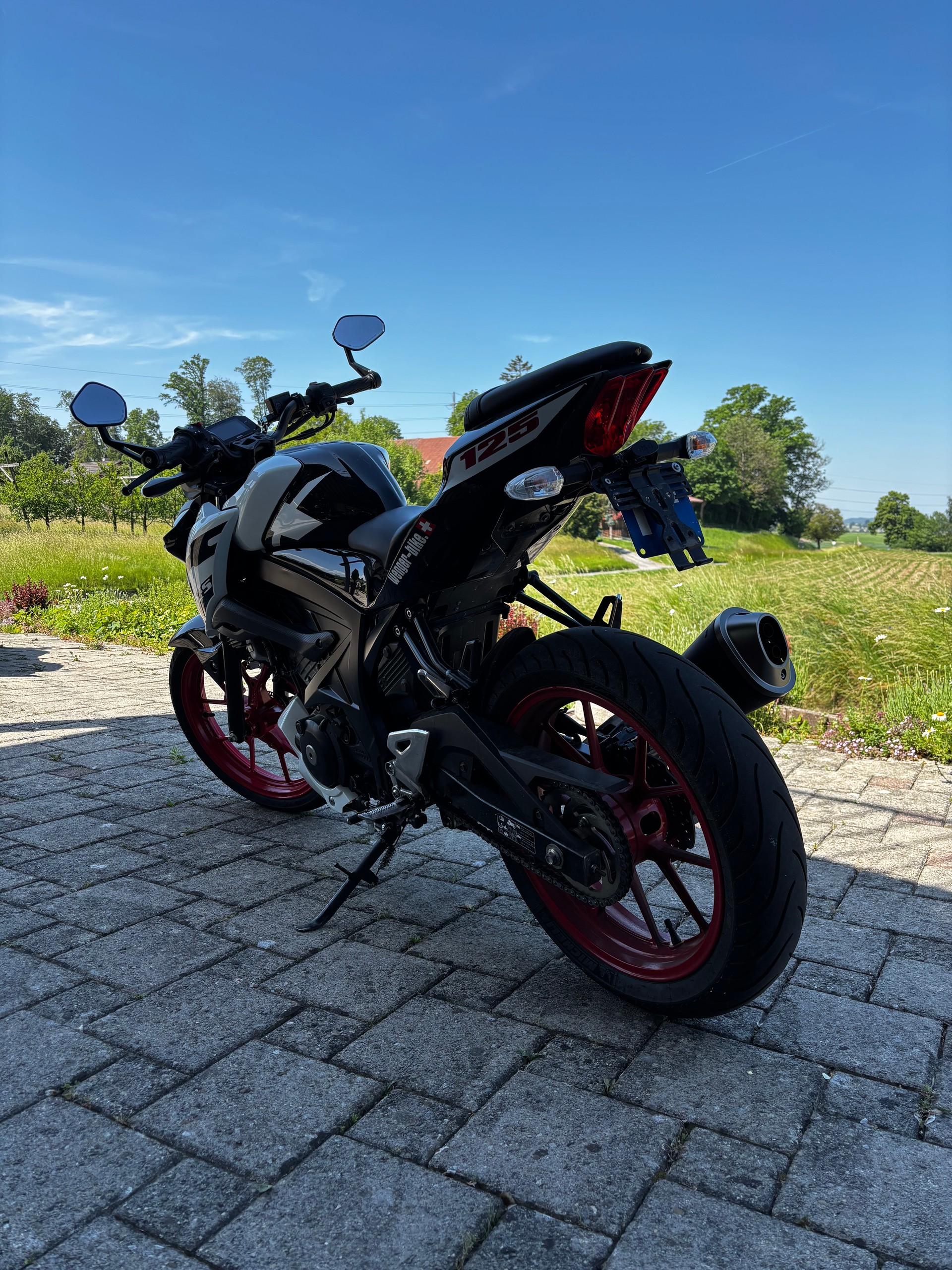 SUZUKI GSX-S 125-image-5