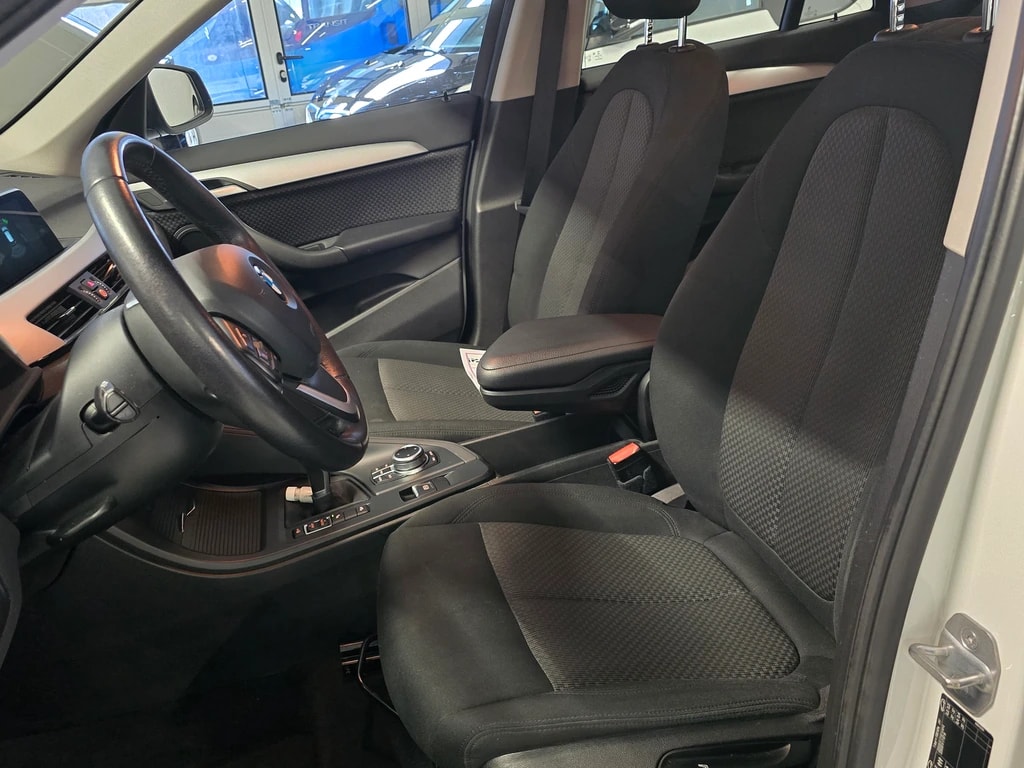BMW X1 xDrive 20d Steptronic-image-8
