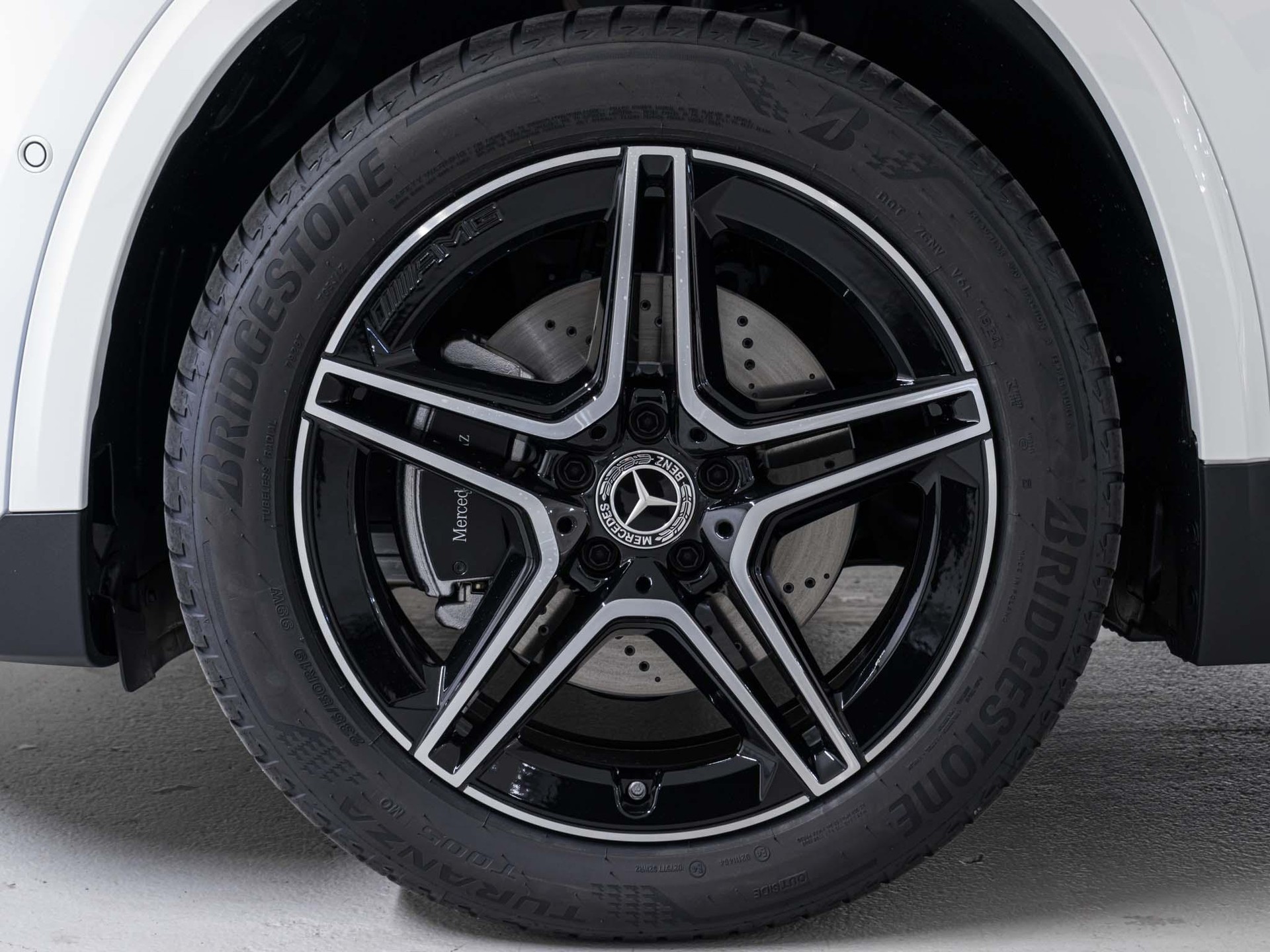MERCEDES-BENZ GLA 220 d 4MATIC-image-14