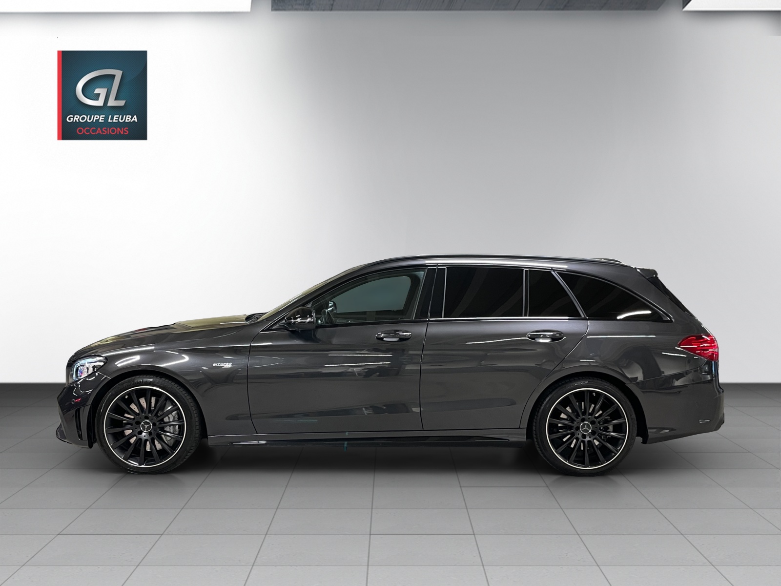 MERCEDES-BENZ C 43 AMG 4Matic-showroom-element-2