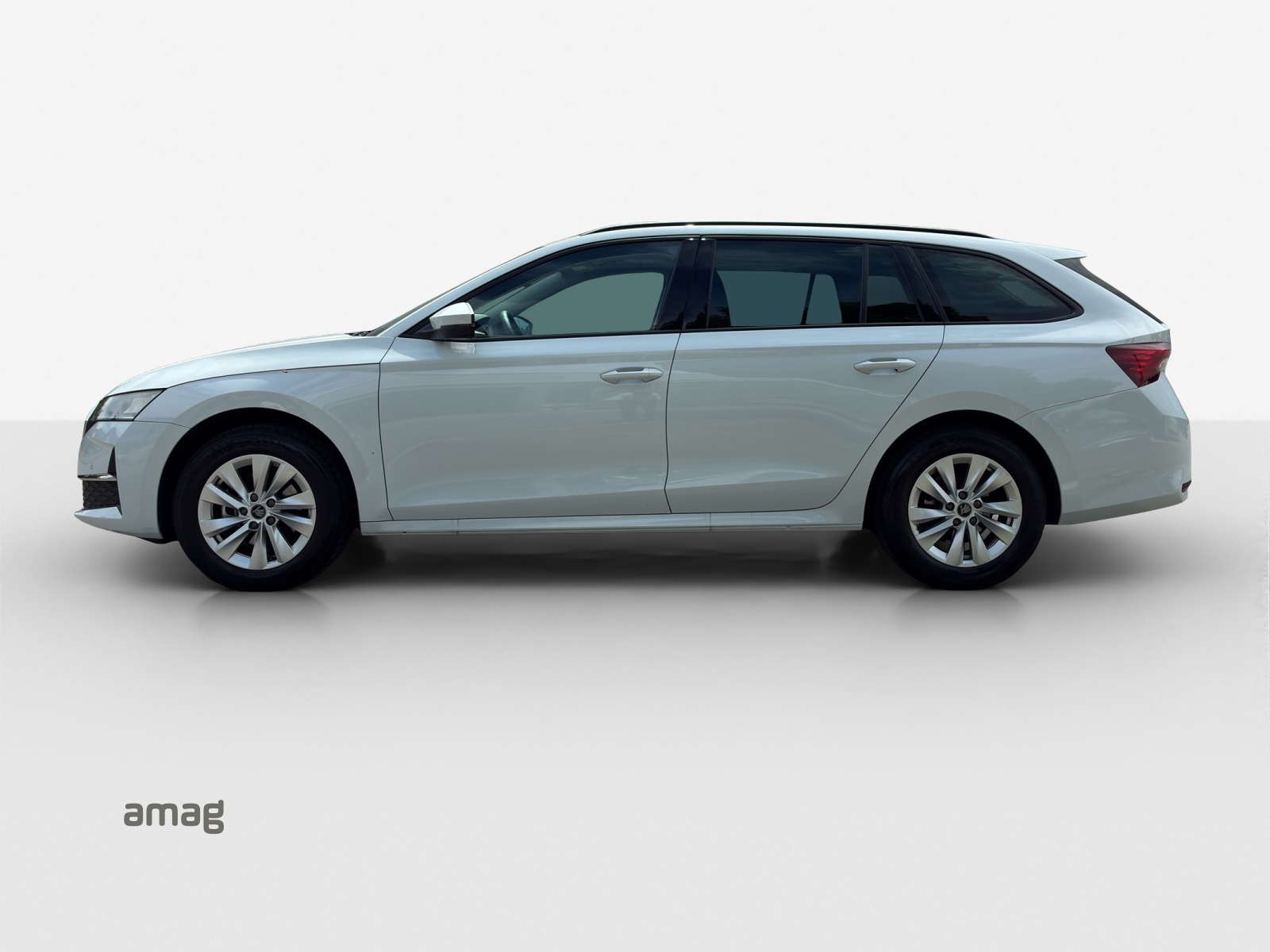 SKODA Octavia Combi 2.0 TDI DSG Selection-showroom-element-1