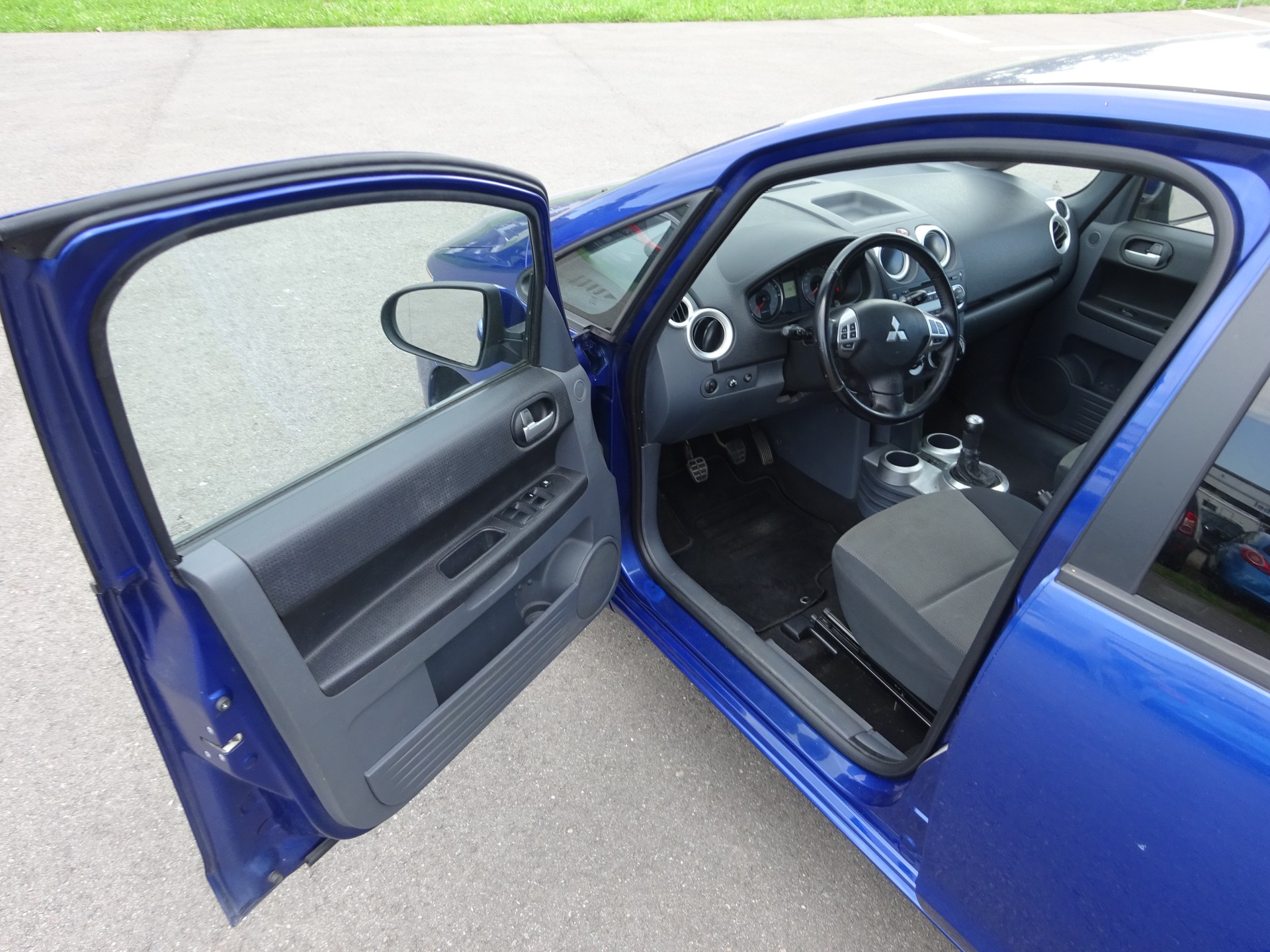 MITSUBISHI Colt 1.3 16V Jubilé (35) ClearTec-image-8