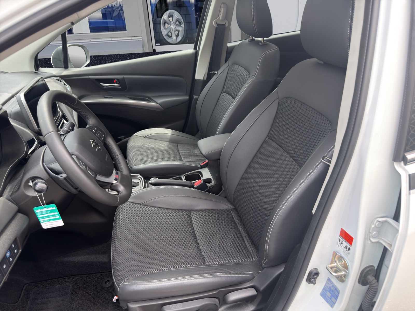 SUZUKI S-Cross 1.5 Piz Sulai Top Hybrid-image-9