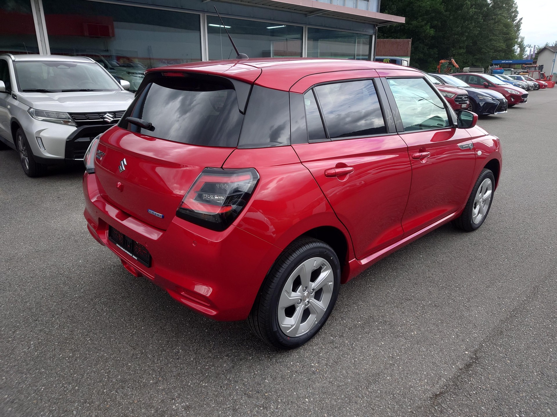 SUZUKI Swift 1.2 Sakura Hybrid 4x4-showroom-element-3