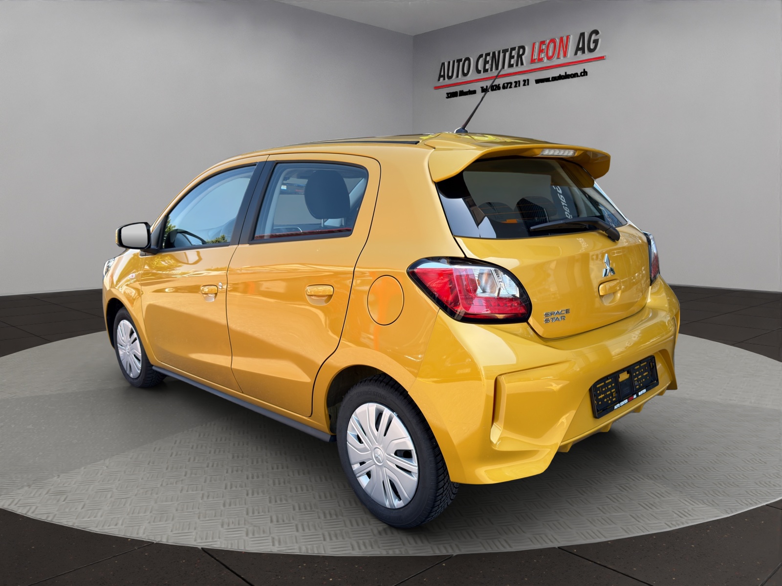 MITSUBISHI Space Star 1.2 CVT Invite-showroom-element-3