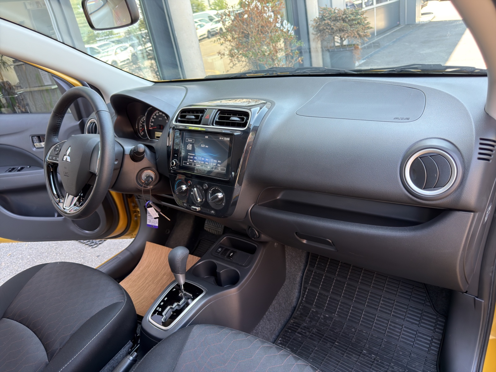 MITSUBISHI Space Star 1.2 CVT Invite-image-20