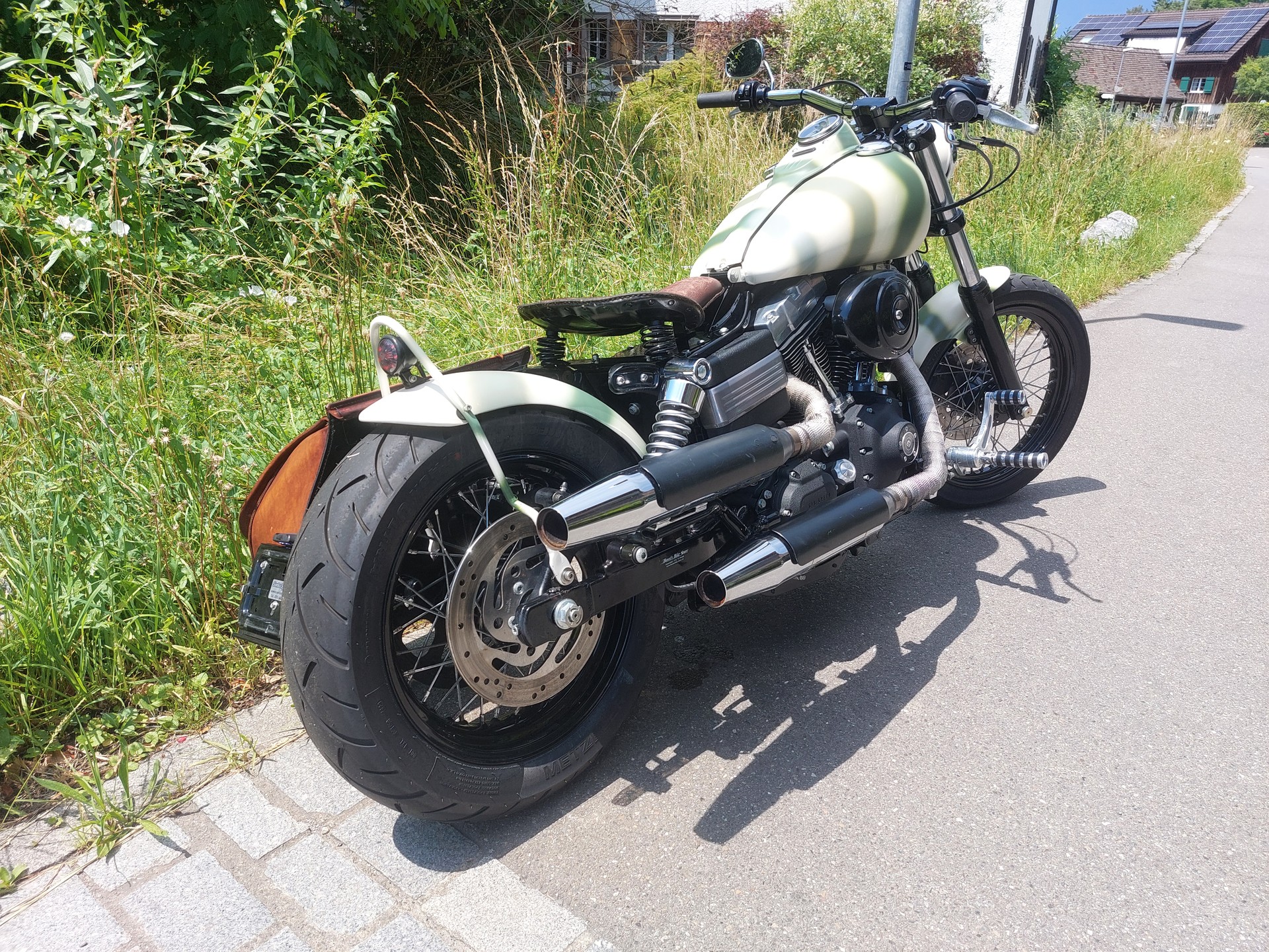 HARLEY-DAVIDSON FXDBI Dyna Street Bob-image-4