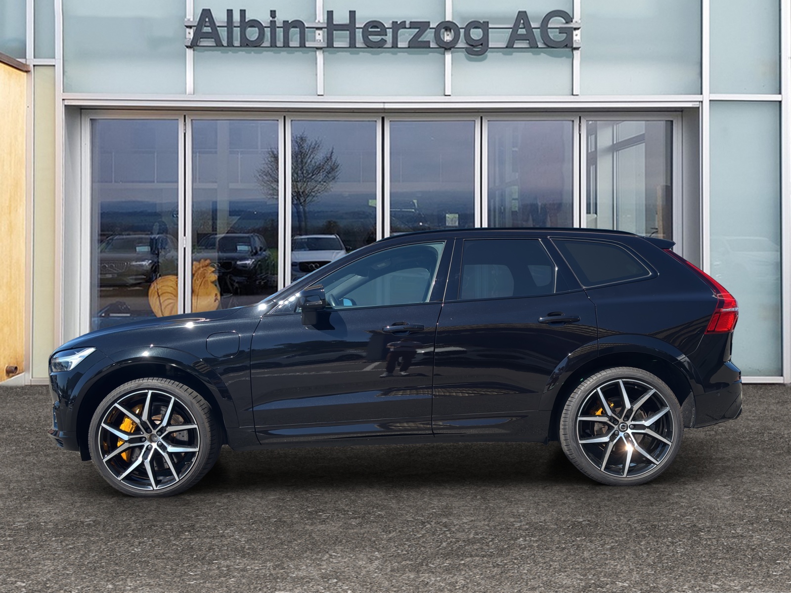 VOLVO XC60 2.0 T8 TE Polestar eAWD-showroom-element-1