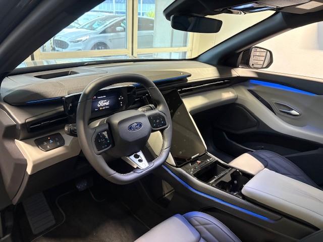 FORD Capri Extended Range Premium-image-8