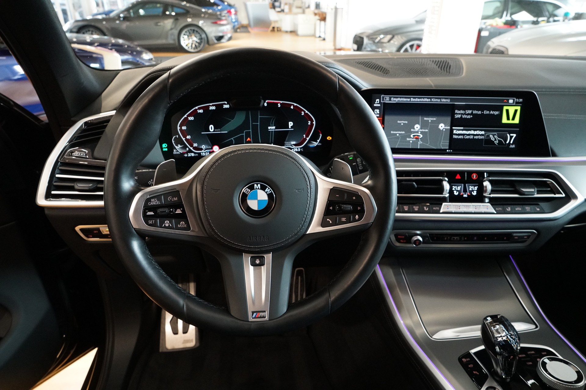 BMW X5 xDrive 48V 40d M Sport Steptronic-image-14