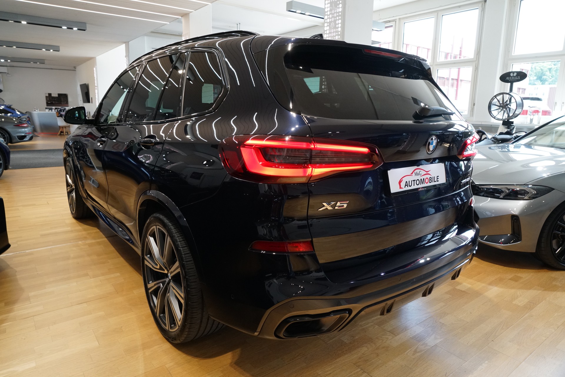 BMW X5 xDrive 48V 40d M Sport Steptronic-image-4