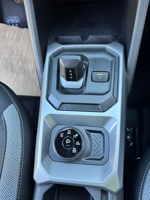 DACIA Duster TCe 150 48V Journey 4x4-image-21