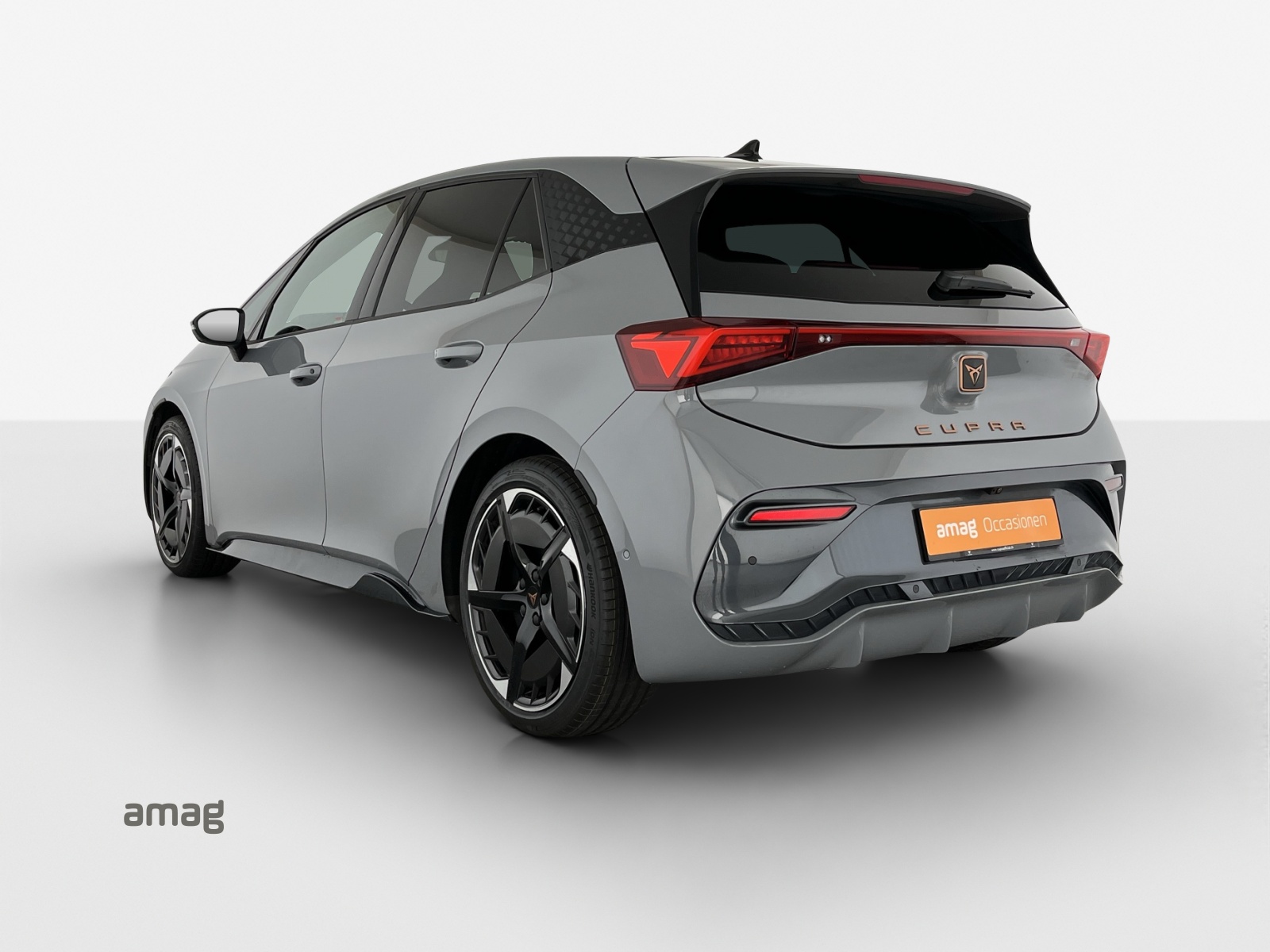 CUPRA Born 79 kWh e-Boost-showroom-element-2