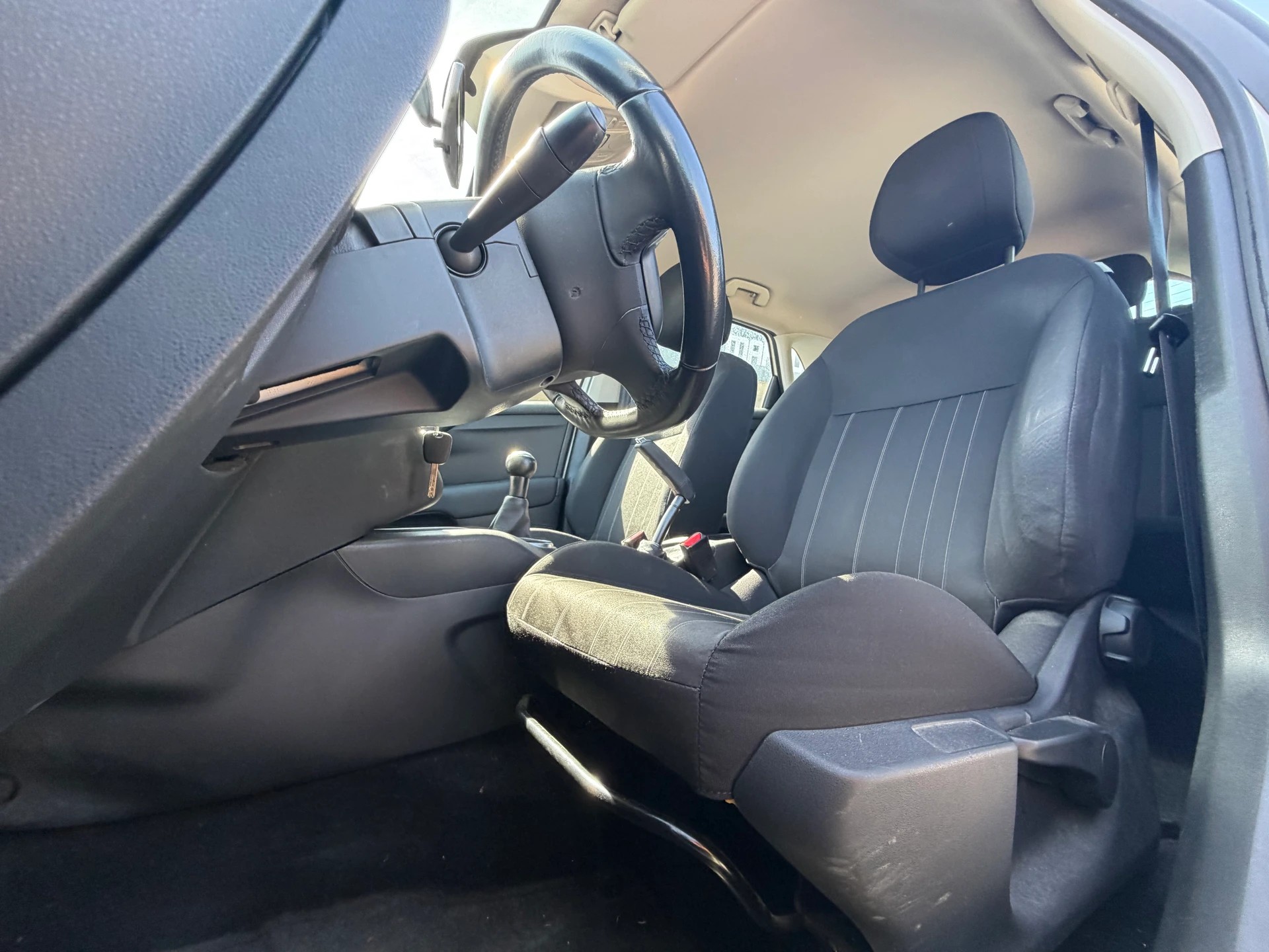 CITROEN C4 Berline 1.4 VTi Tonic-image-12