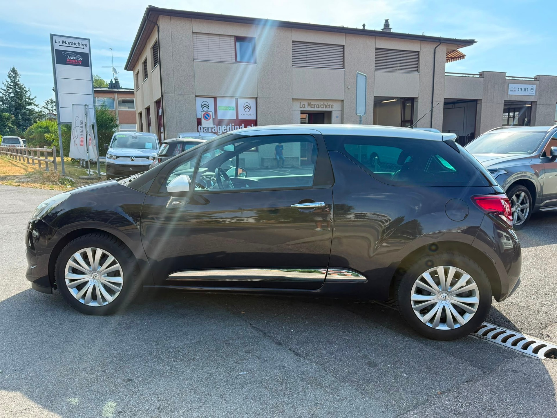 DS AUTOMOBILES DS3 1.2 Pure Tech SO Chic-image-3