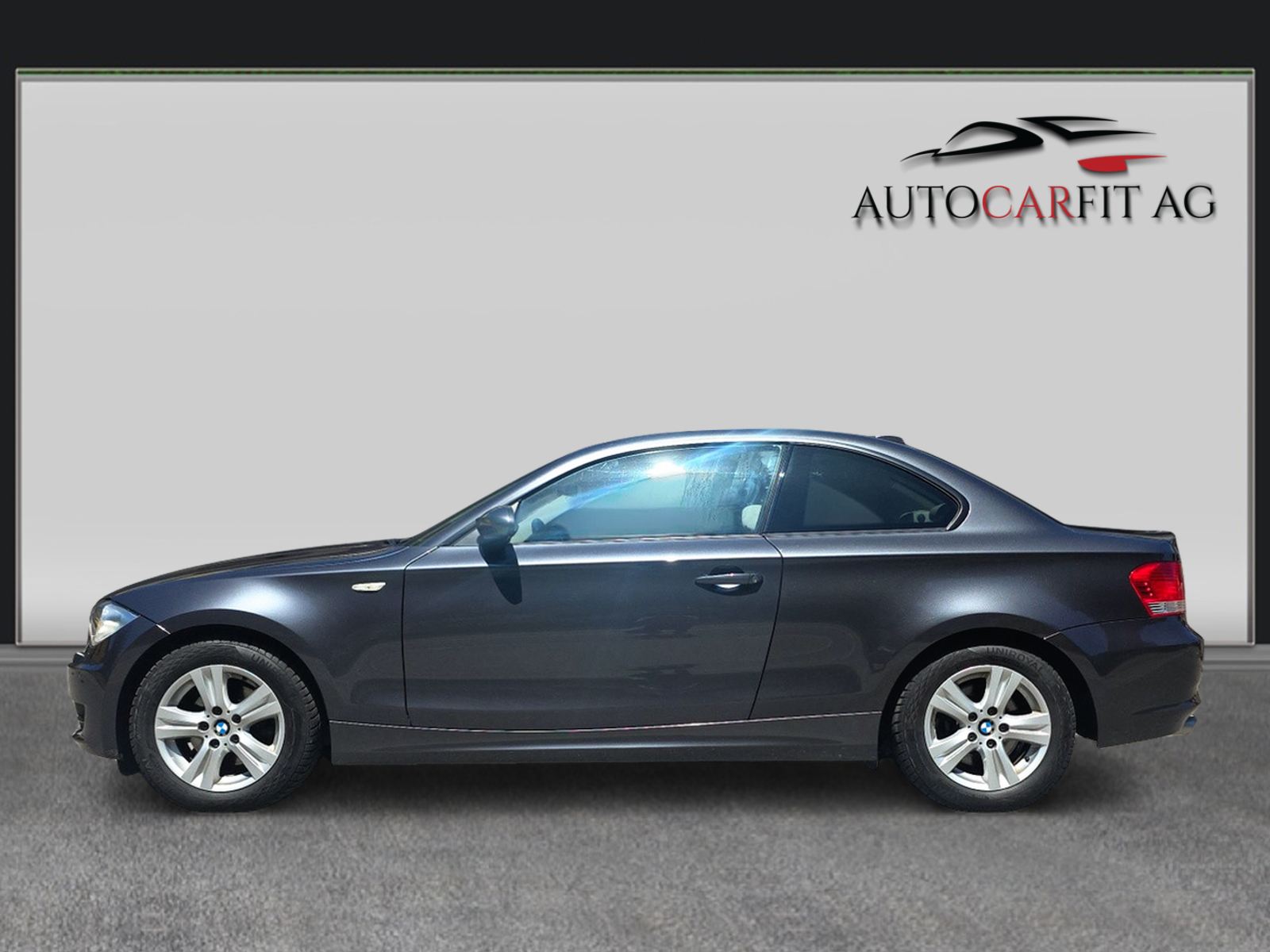 BMW 120d Coupé Steptronic-showroom-element-2