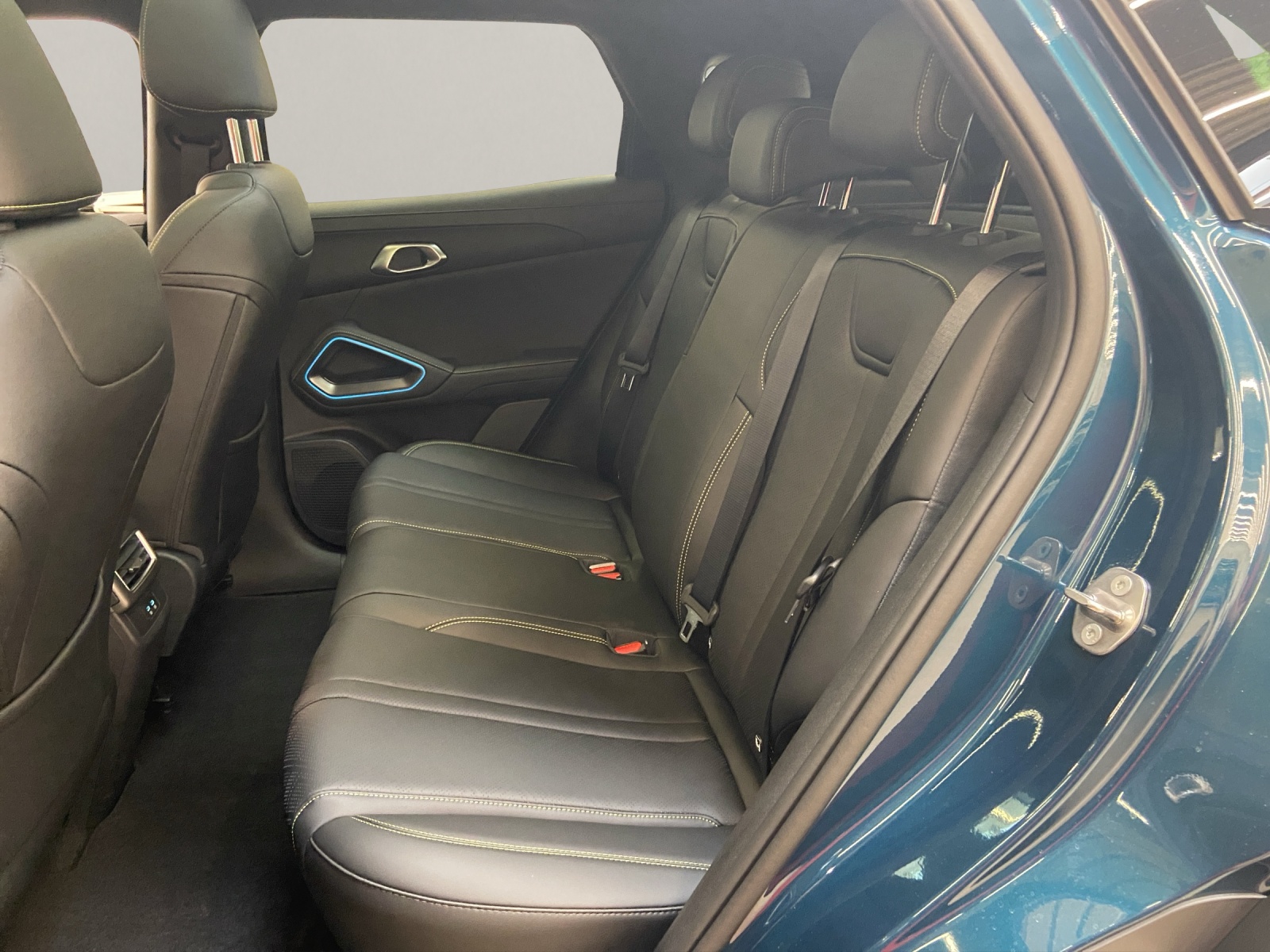 BYD Atto 2 DM-i Boost-image-12