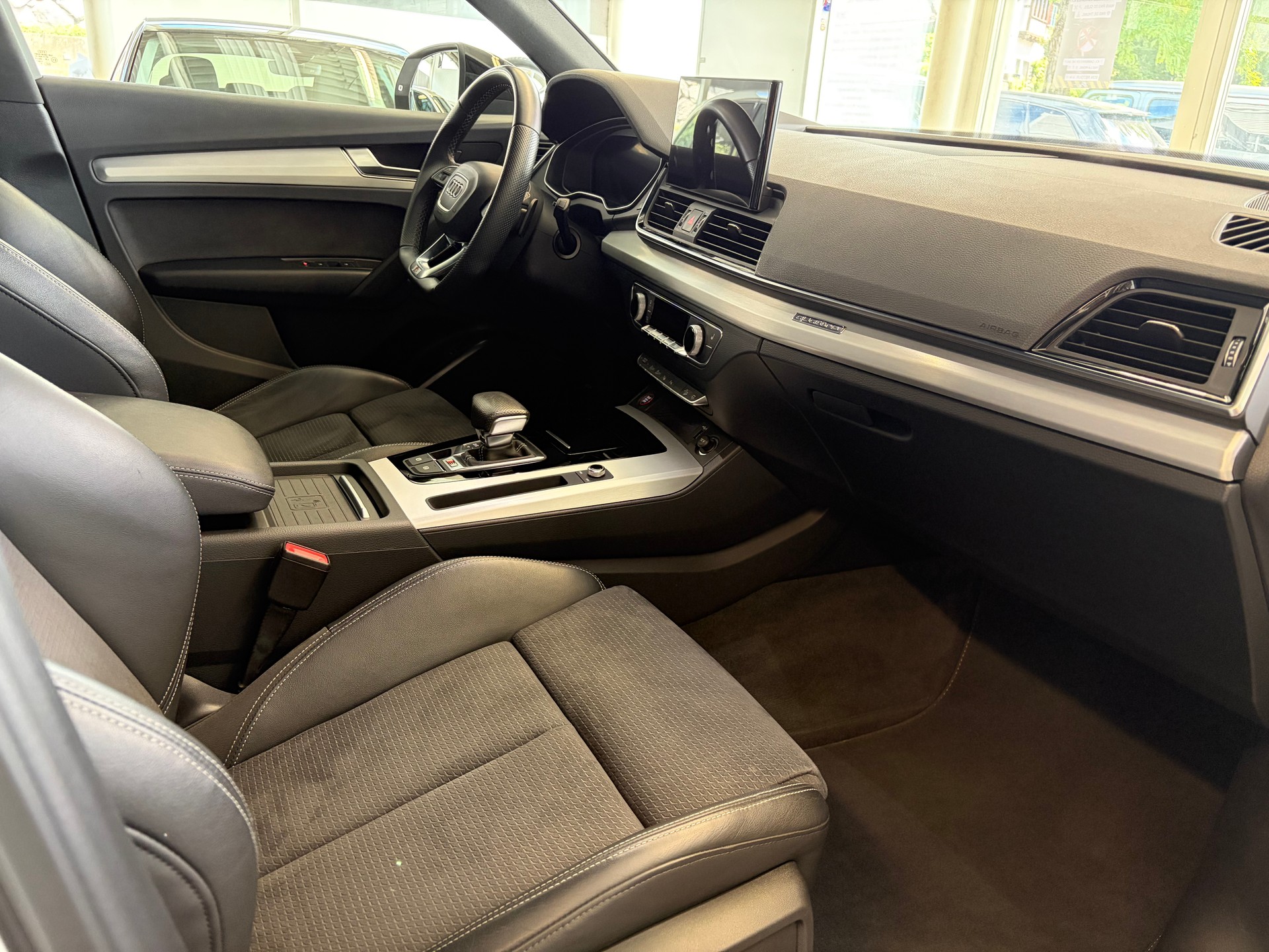 AUDI SQ5 TDI quattro | CH Fzg. | Gratis Service | 21" | Matrix LED | MMI Navi Plus Touch | Head Up | AHK |-image-30