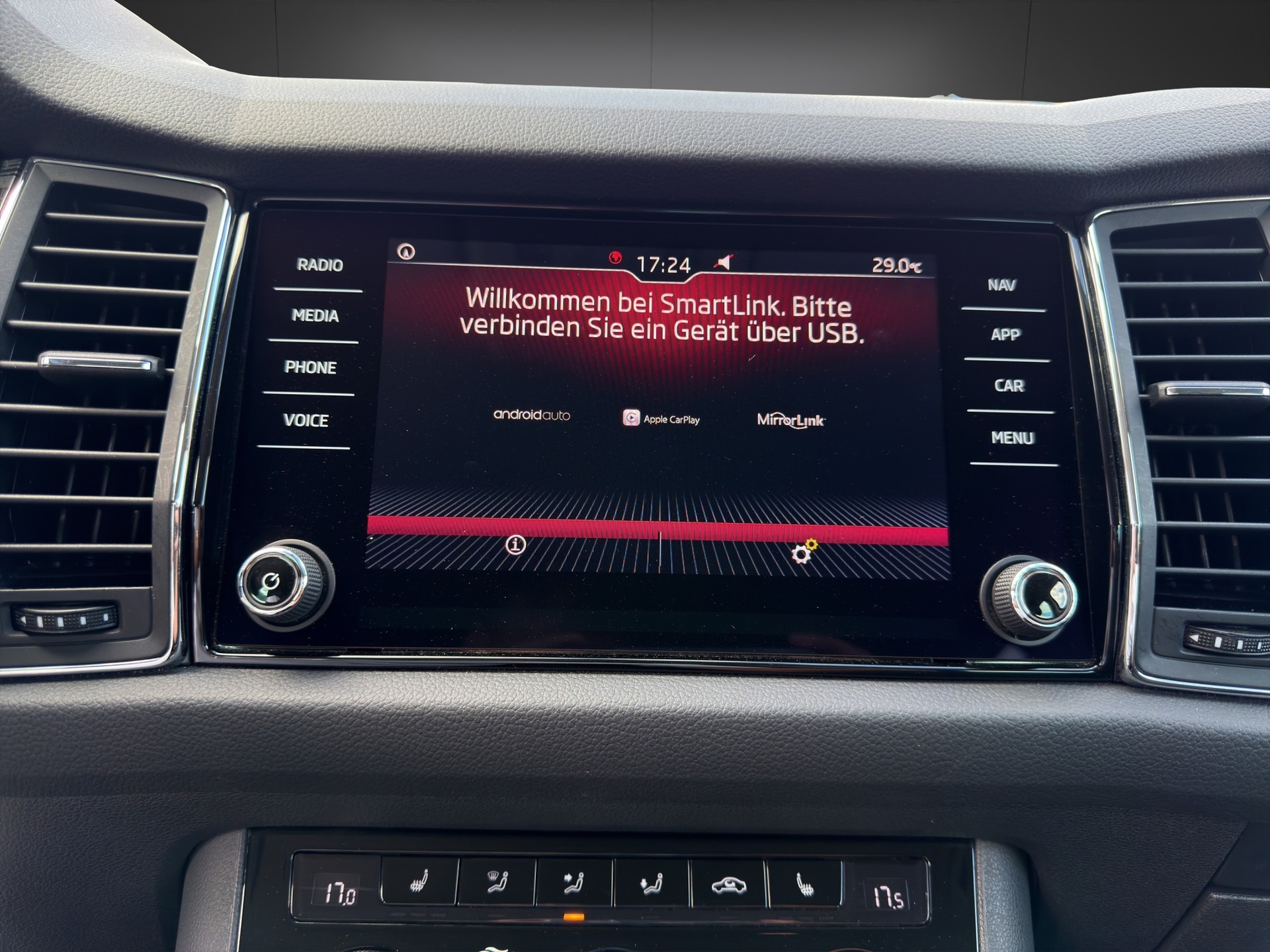 SKODA Kodiaq 2.0 TSI 4x4 Style-image-16