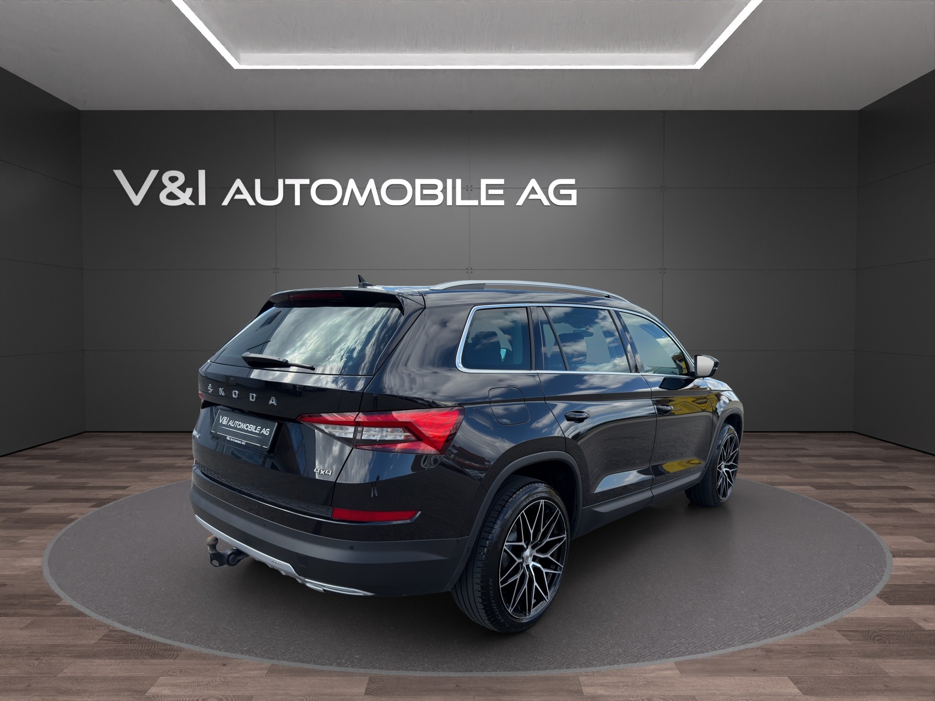 SKODA Kodiaq 2.0 TSI 4x4 Style-image-4
