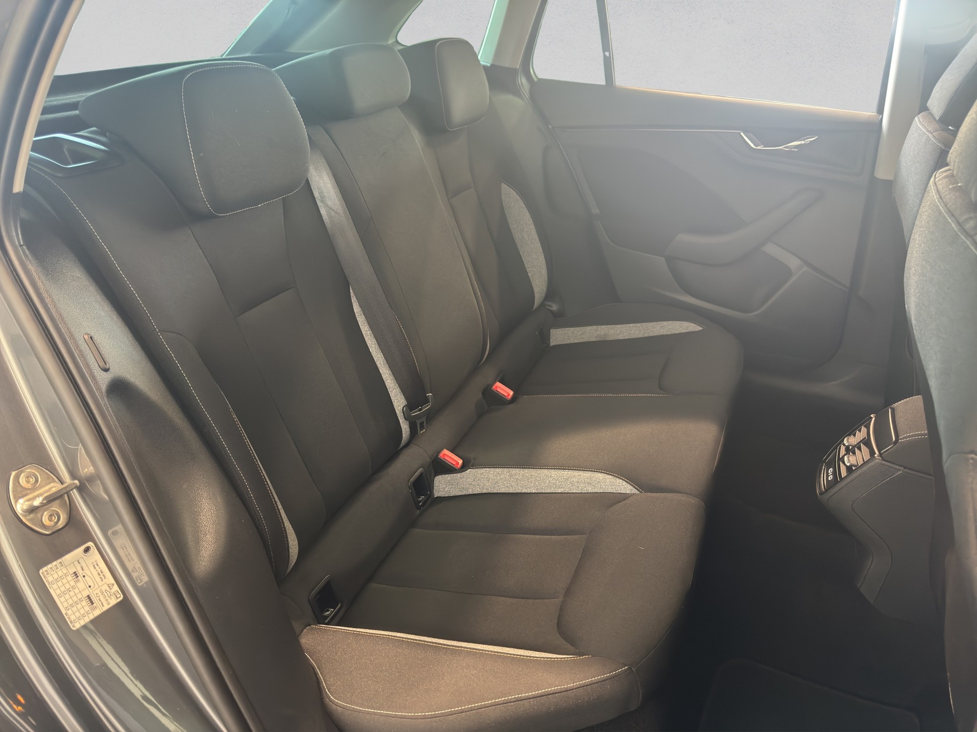 SKODA Scala 1.0 TSI Selection DSG-image-17