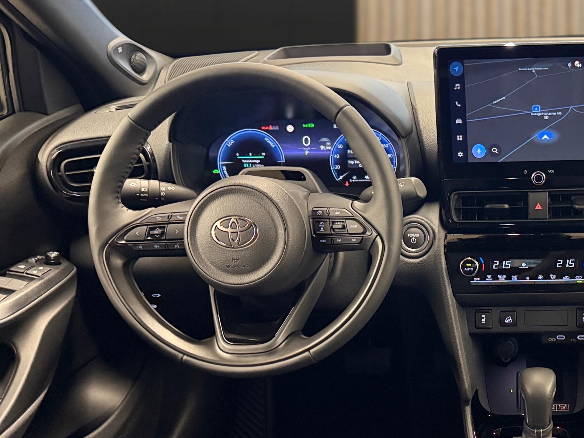 TOYOTA Yaris Cross 1.5 Premium AWDi e-CVT-image-11