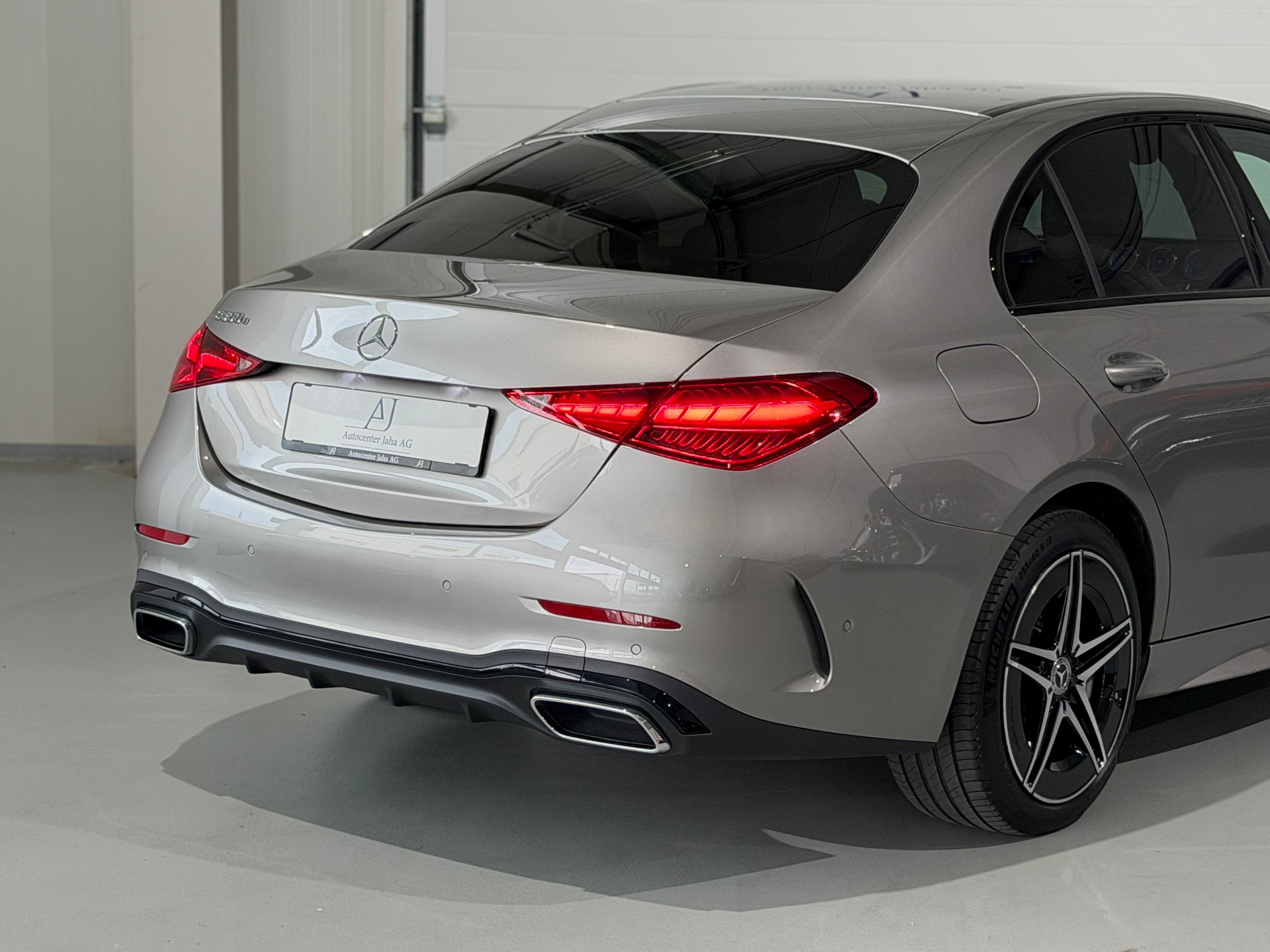 MERCEDES-BENZ C 300e AMG Line inkl. fortlaufende Werksgarantie-image-6