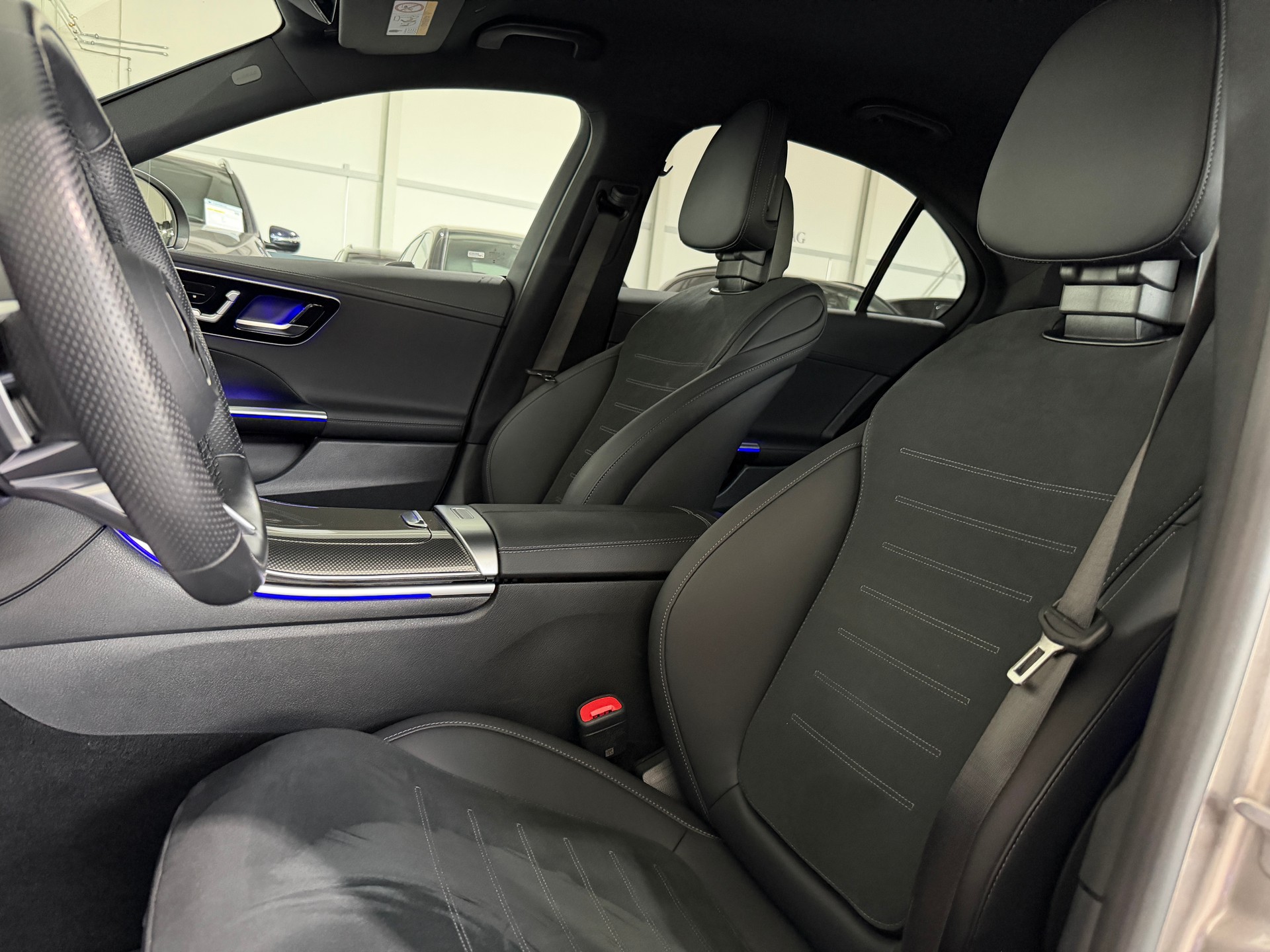 MERCEDES-BENZ C 300e AMG Line inkl. fortlaufende Werksgarantie-image-10