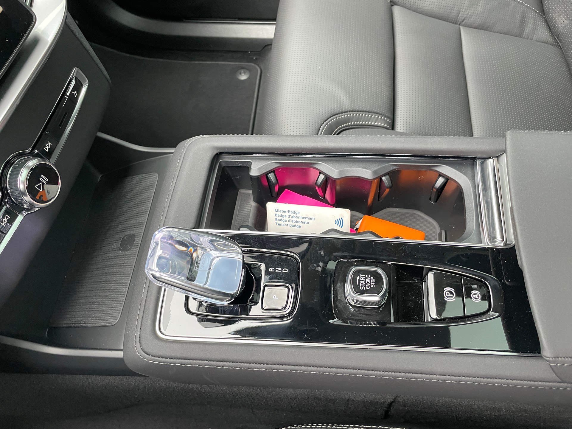VOLVO XC90 T8 eAWD PluginHybrid Ultra Dark Geartronic Polestar Performance-image-19