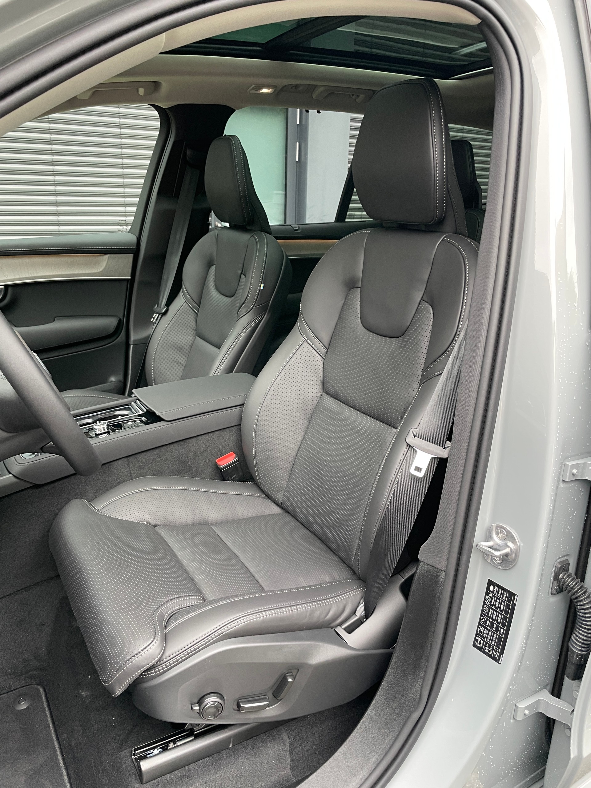 VOLVO XC90 T8 eAWD PluginHybrid Ultra Dark Geartronic Polestar Performance-image-10