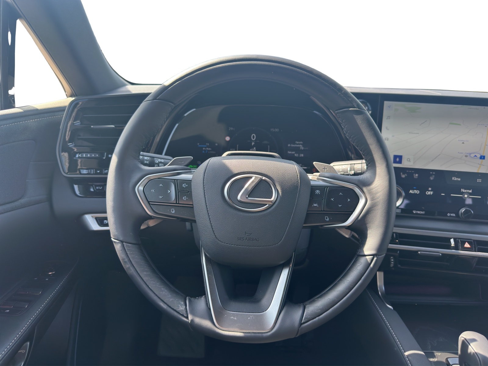 LEXUS RX 450h+ Excellence-image-8
