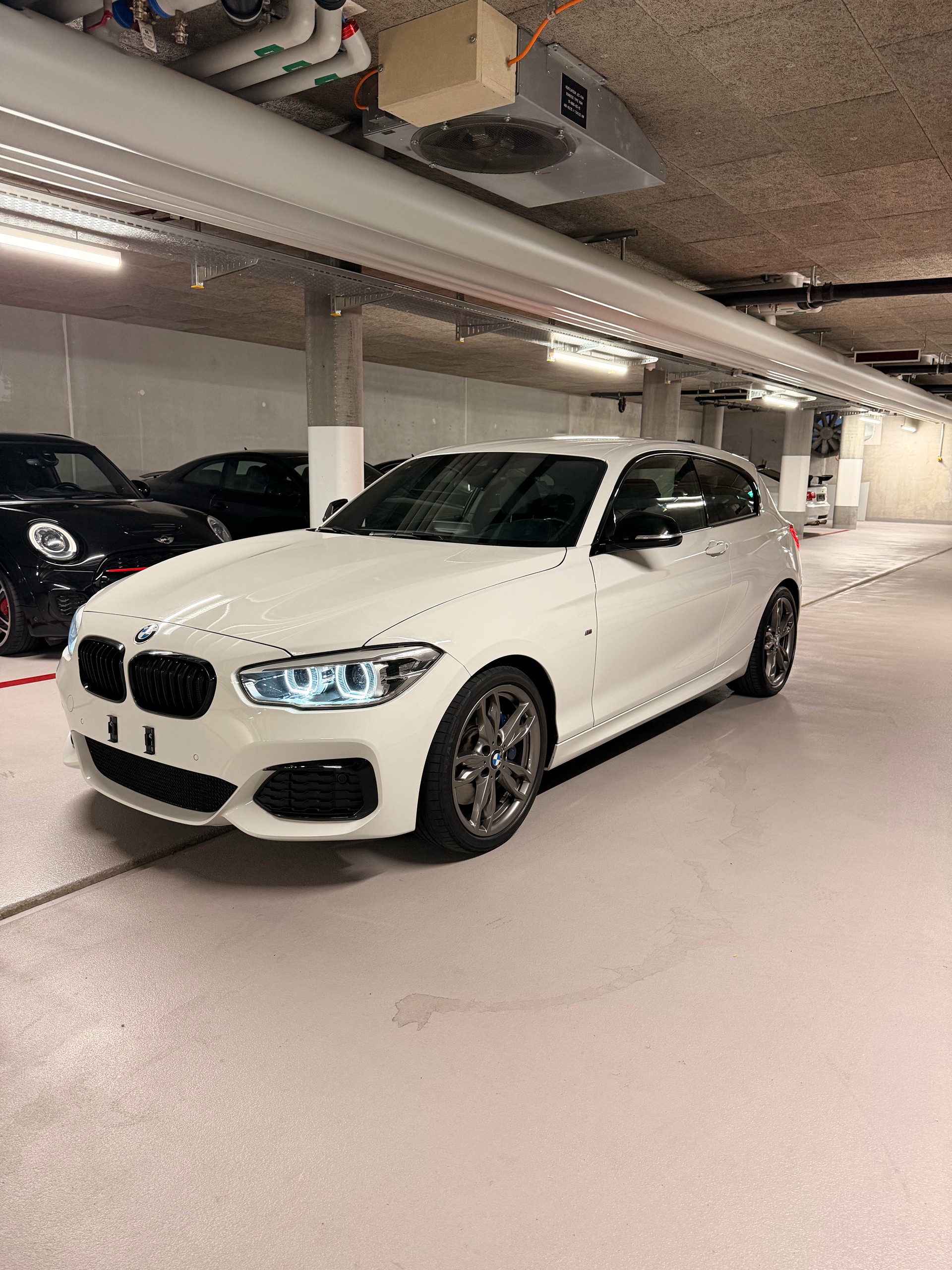 BMW M140i